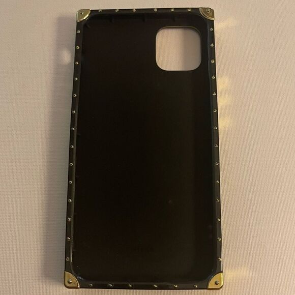 Disney Castle at Night IPhone 11 Pro Max Case NWT - Picture 3 of 7